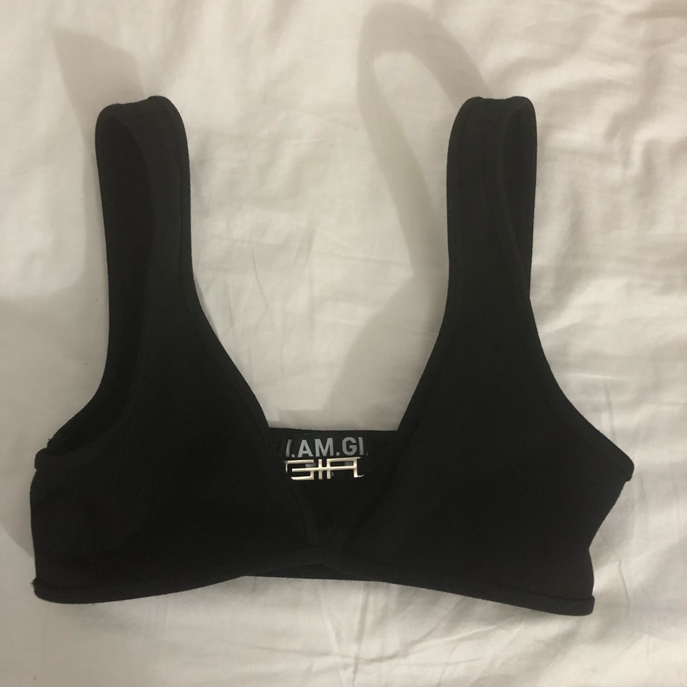 I AM GIA Lucid Top